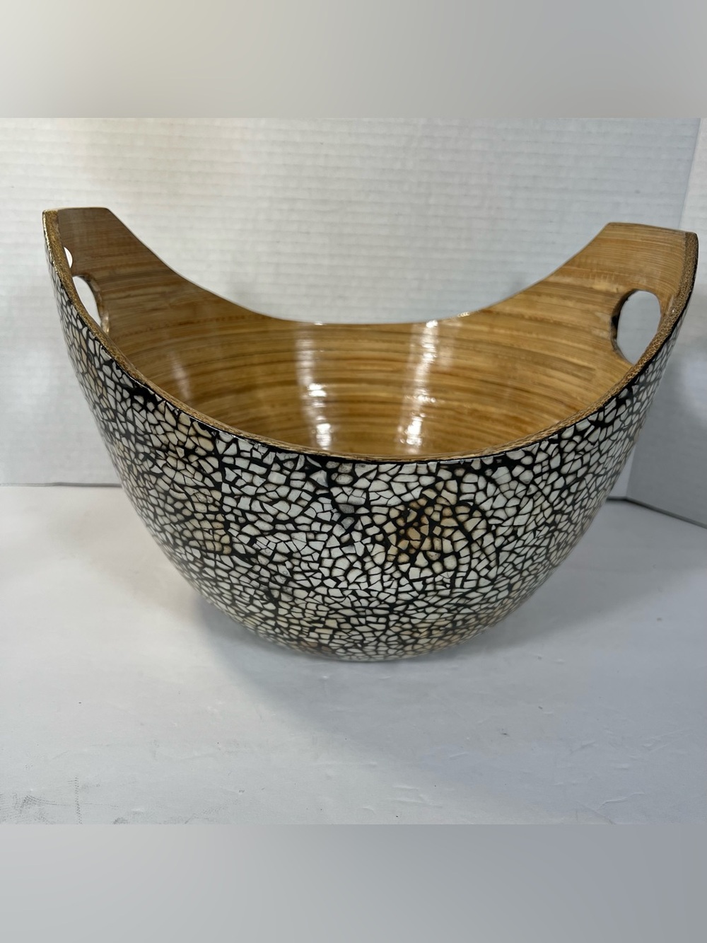 Bamboo Lacquerware Bowl Eggshell Mosaic Black Tan Handled Decorative Bowl 11”